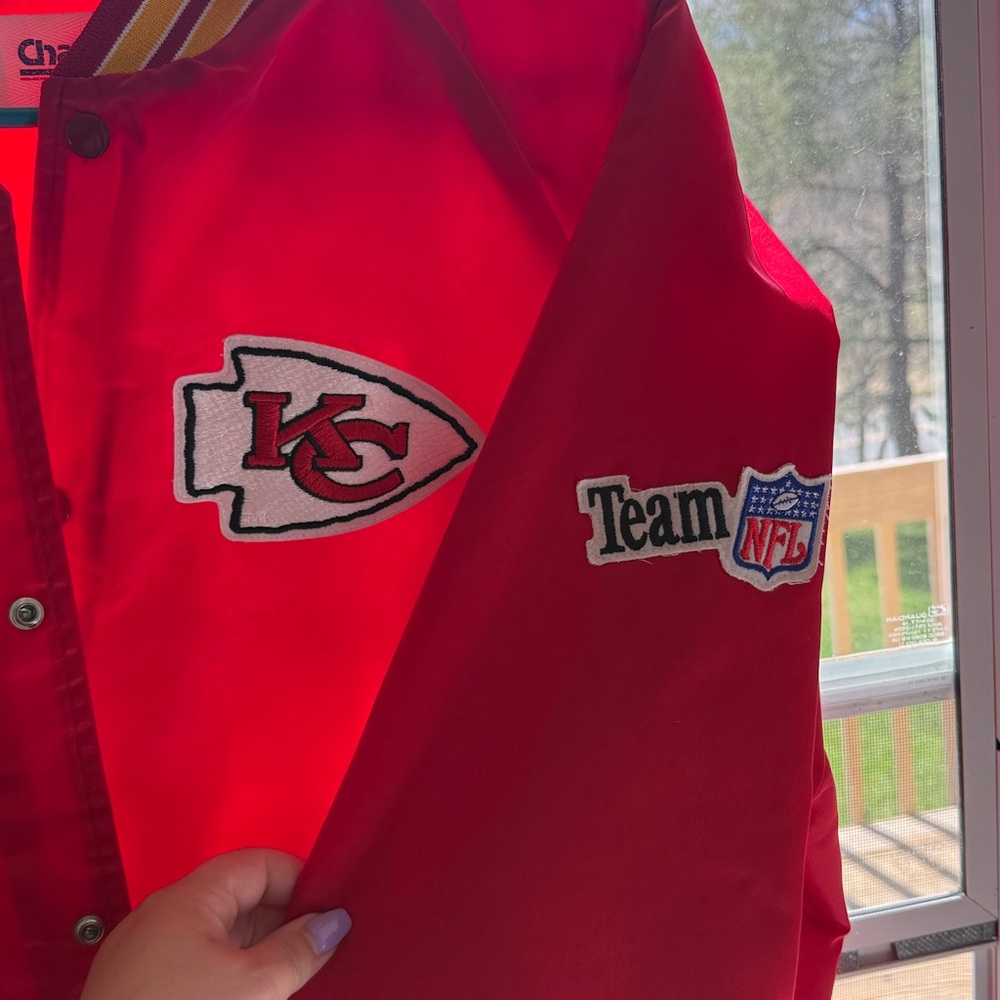 Kansas City Chiefs Red Bomber Jacket - Men's Team Satin Varsity - Picture 3 of 4